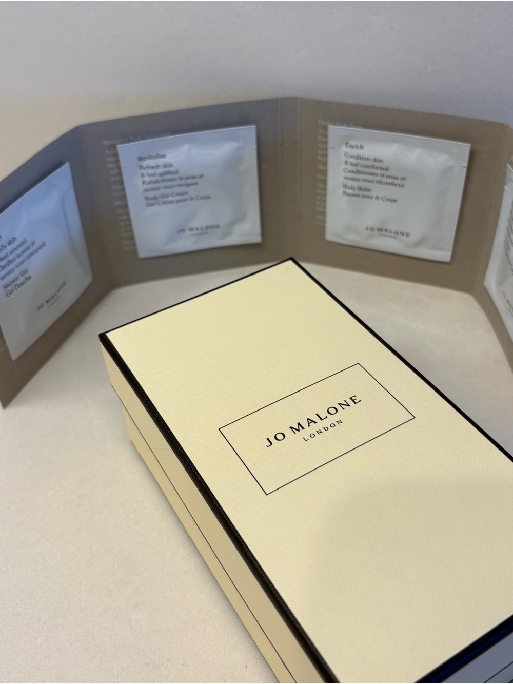 Jo Malone Care Collection Sample Gift Set with Cream Bag and gift box - Picture 2 of 11